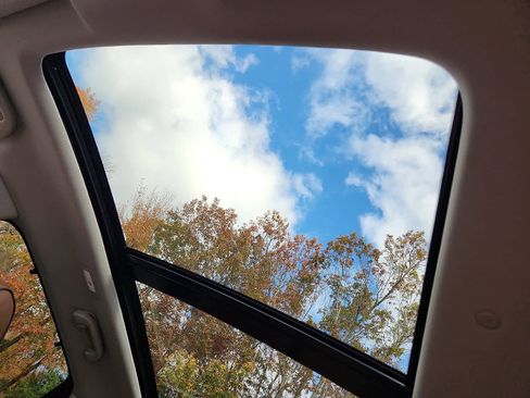 Used 2024 Acura MDX SH-AWD w/ Advance Package image 15