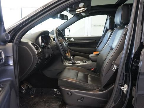 Used 2018 Jeep Grand Cherokee High Altitude AWD/4WD image 11