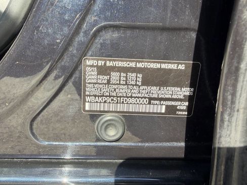 Used 2015 BMW 550i xDrive Sedan image 11