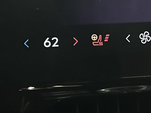 Used 2024 Lincoln Nautilus Reserve w/ Jet Appearance Package (87T) image 21