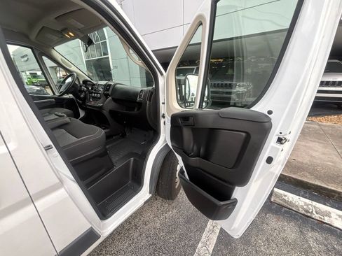 Used 2018 RAM ProMaster 2500 FWD image 33