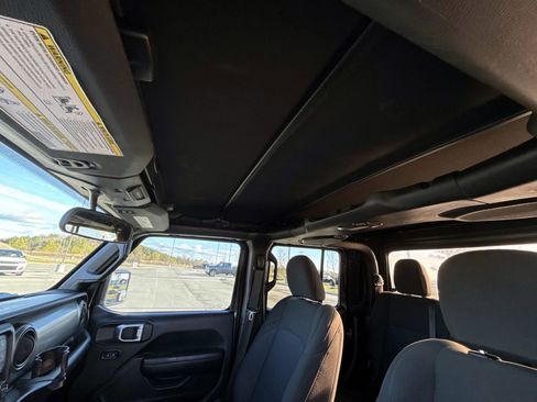 Used 2020 Jeep Gladiator Sport w/ Quick Order Package 24S image 34