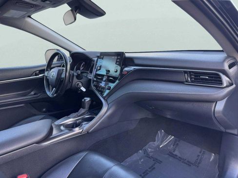 Used 2021 Toyota Camry SE w/ Carpet Mat Package (TMS) image 49