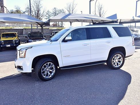 Used 2017 GMC Yukon SLT w/ Open Road Package image 4