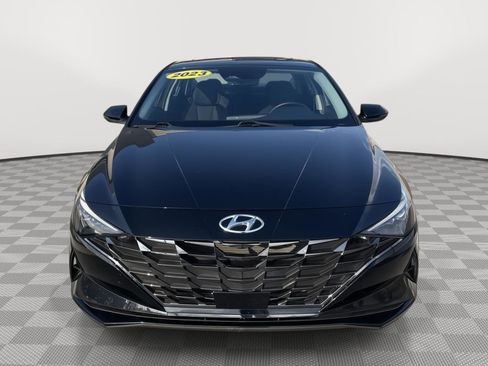 Used 2023 Hyundai Elantra Limited w/ Cargo Package image 8