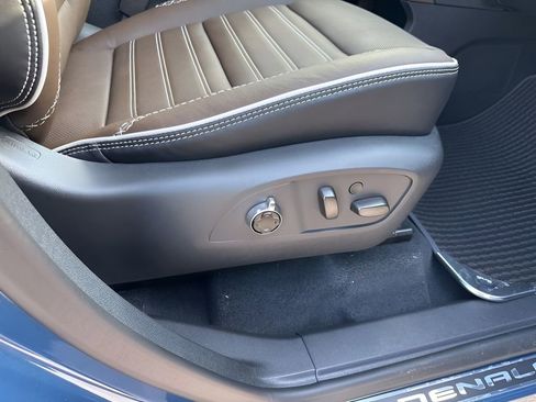 New 2026 GMC Acadia Denali Ultimate AWD/4WD image 18