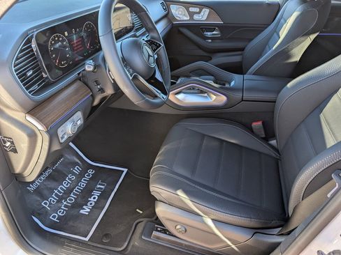 New 2026 Mercedes-Benz GLE 450 4MATIC image 11