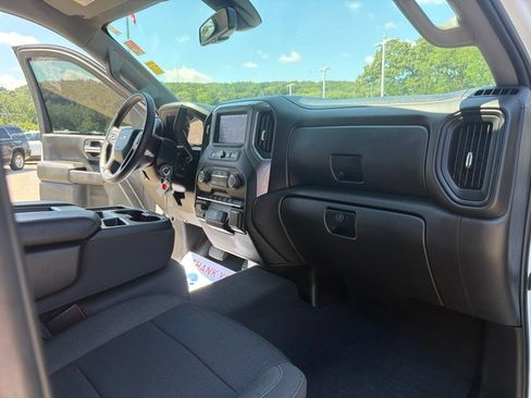 Certified 2022 Chevrolet Silverado 2500 Custom w/ Custom Value Package AWD/4WD image 32