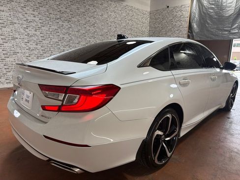 Used 2022 Honda Accord Sport image 7