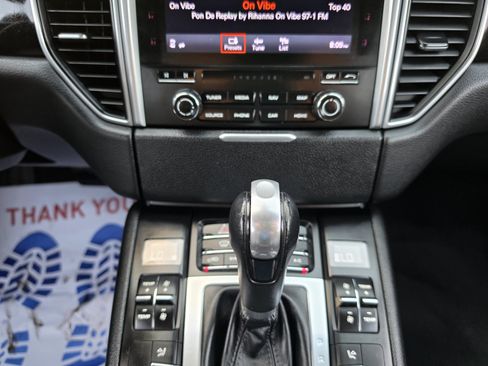 Used 2017 Porsche Macan S AWD/4WD image 36