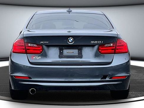 Used 2014 BMW 320i xDrive Sedan image 5