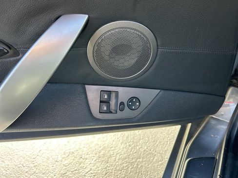 Used 2003 BMW Z4 3.0i image 4