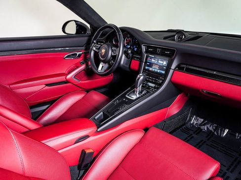 Used 2019 Porsche 911 Turbo S image 16