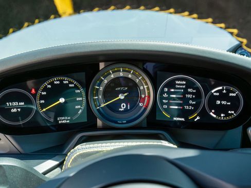 Used 2023 Porsche 911 GT3 RWD image 55