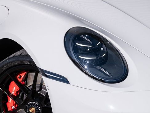 Certified 2026 Porsche 911 Targa 4 GTS image 31