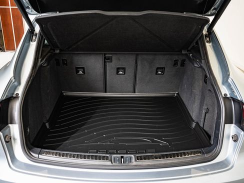 Used 2023 Porsche Macan image 20