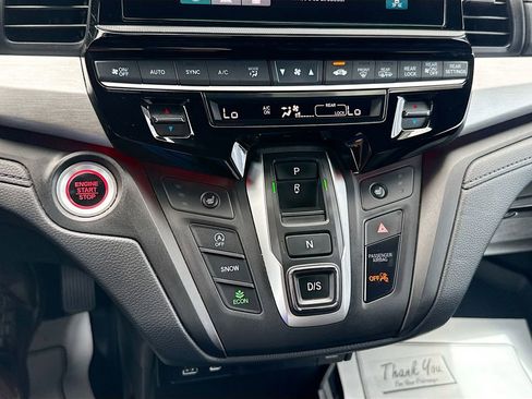Used 2025 Honda Odyssey Sport-L image 15
