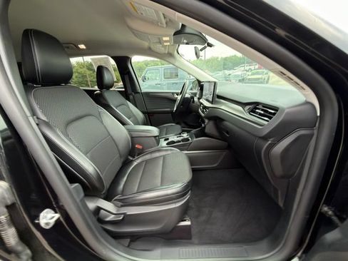 Used 2024 Ford Escape SE FWD image 9