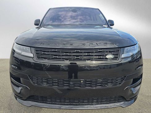 Used 2023 Land Rover Range Rover Sport SE Dynamic image 8