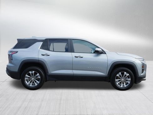 Used 2025 Chevrolet Equinox LT image 8