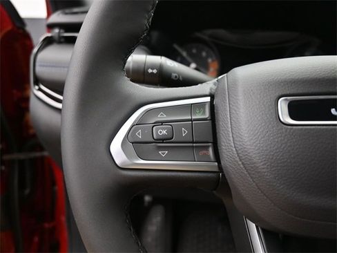 New 2026 Jeep Compass Latitude image 32