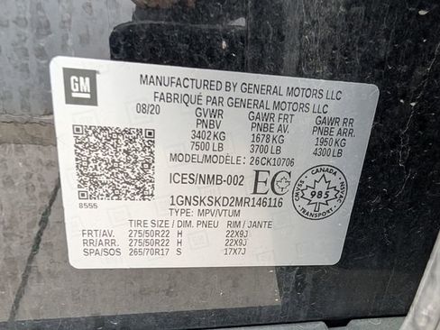 Used 2021 Chevrolet Tahoe Premier w/ Premium Package image 27