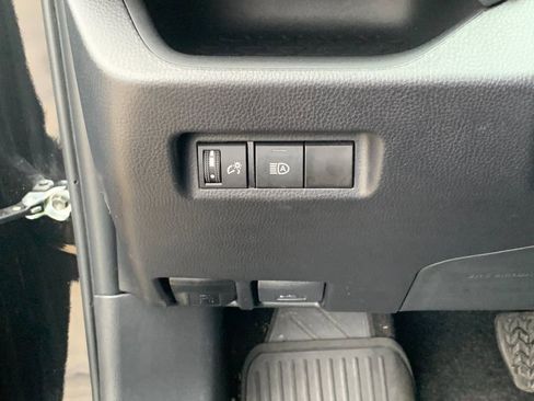 Used 2024 Toyota RAV4 XLE image 33