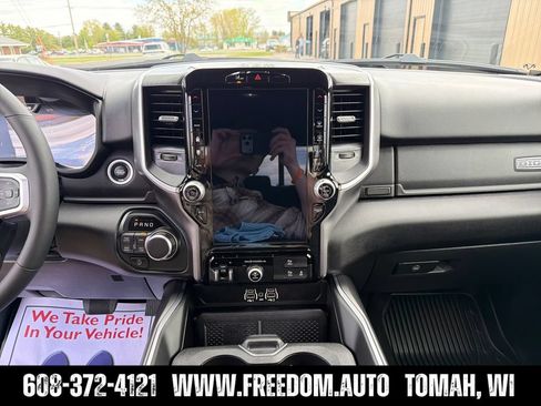 New 2026 RAM 1500 Big Horn AWD/4WD image 17