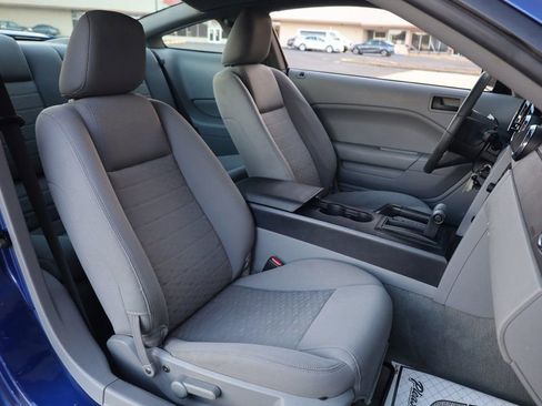 Used 2005 Ford Mustang GT image 16