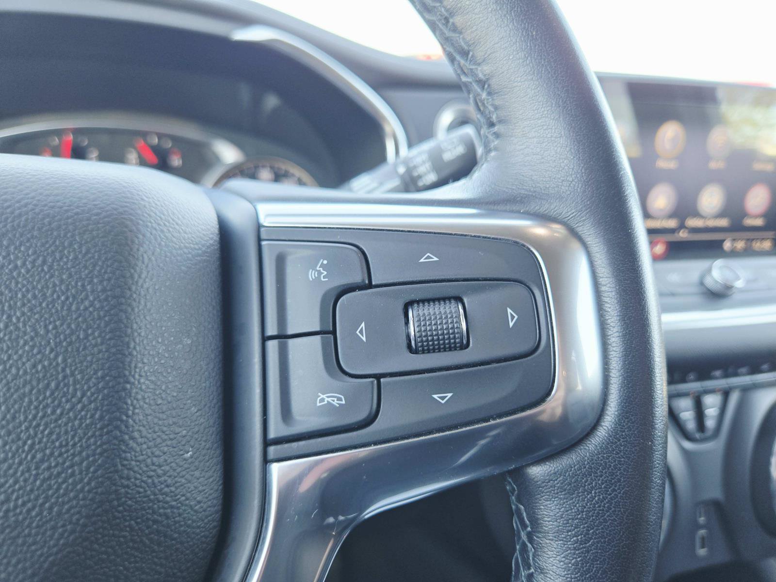 Used 2022 Chevrolet Blazer LT AWD/4WD image 22