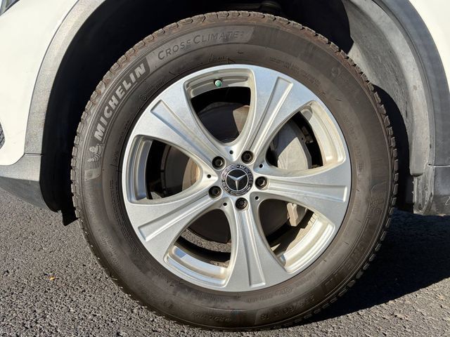 Used 2018 Mercedes-Benz GLC 300 4MATIC image 26
