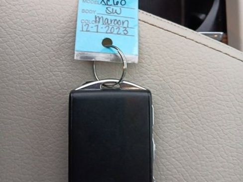 Used 2021 Volvo XC60 T5 Momentum image 32