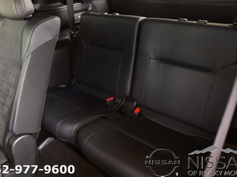 Used 2025 Mitsubishi Outlander SE FWD image 17