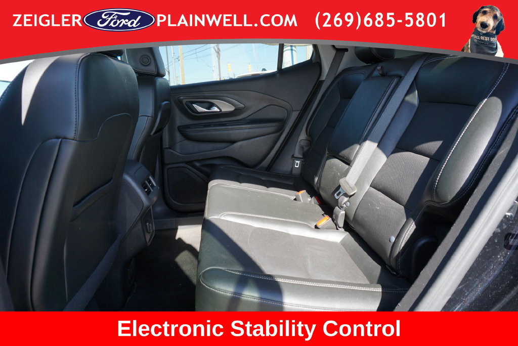 Used 2024 GMC Terrain SLT AWD/4WD image 12