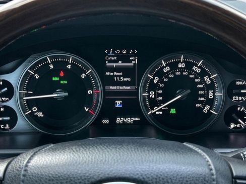 Used 2020 Toyota Land Cruiser w/ Carpet Mat Package image 20