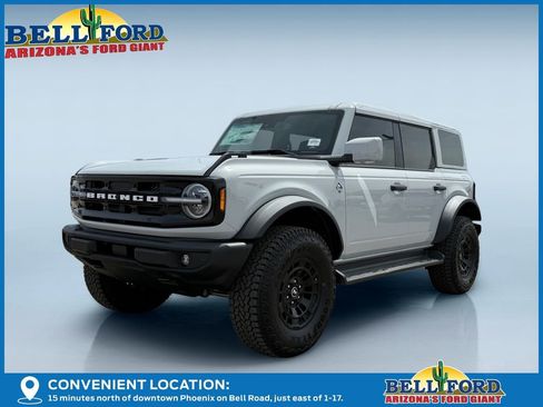 New 2026 Ford Bronco Outer Banks w/ Sasquatch Package AWD/4WD image 2