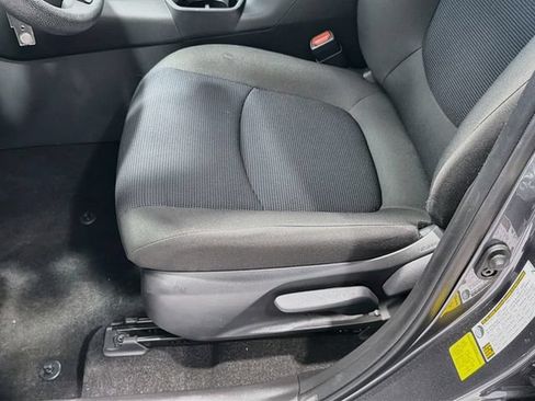 Certified 2025 Toyota RAV4 LE AWD/4WD image 16