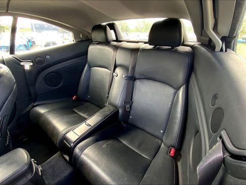 Used 2015 Lexus IS 250C image 24