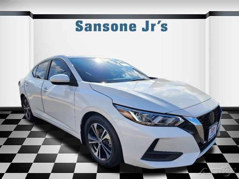 Certified 2022 Nissan Sentra SV image 1