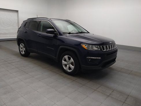 Used 2021 Jeep Compass Latitude FWD image 11