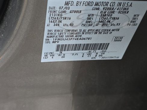 Used 2004 Ford Excursion Eddie Bauer image 12