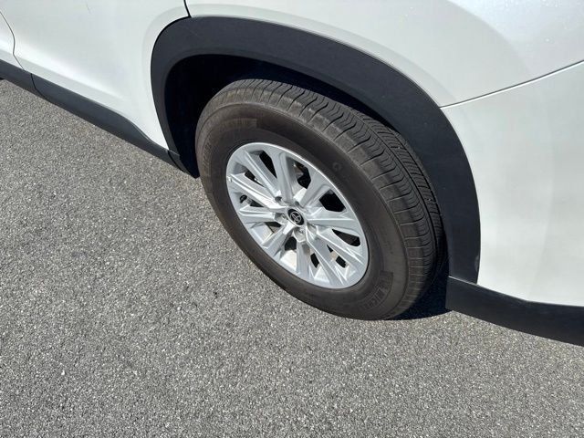 Used 2024 Toyota Grand Highlander AWD image 11