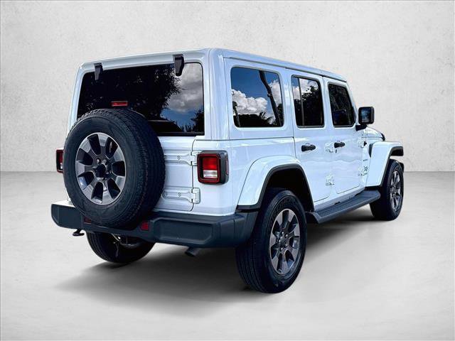 Used 2018 Jeep Wrangler Unlimited Sahara AWD/4WD image 2