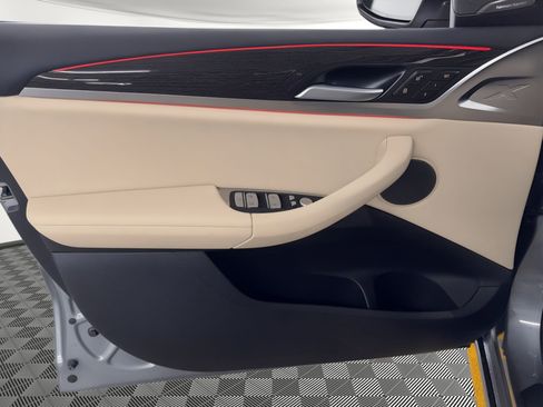 Used 2024 BMW X3 xDrive30i w/ Premium Package image 14