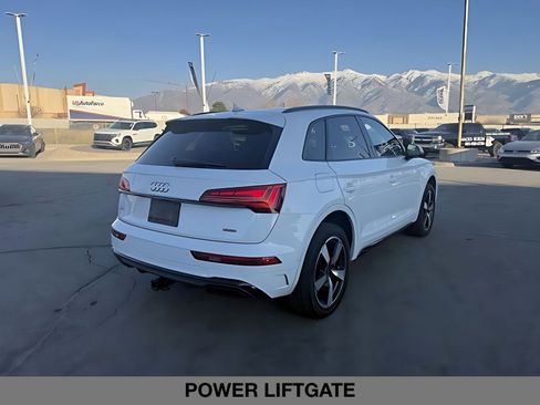 Used 2023 Audi Q5 2.0T Prestige w/ Prestige Package image 9