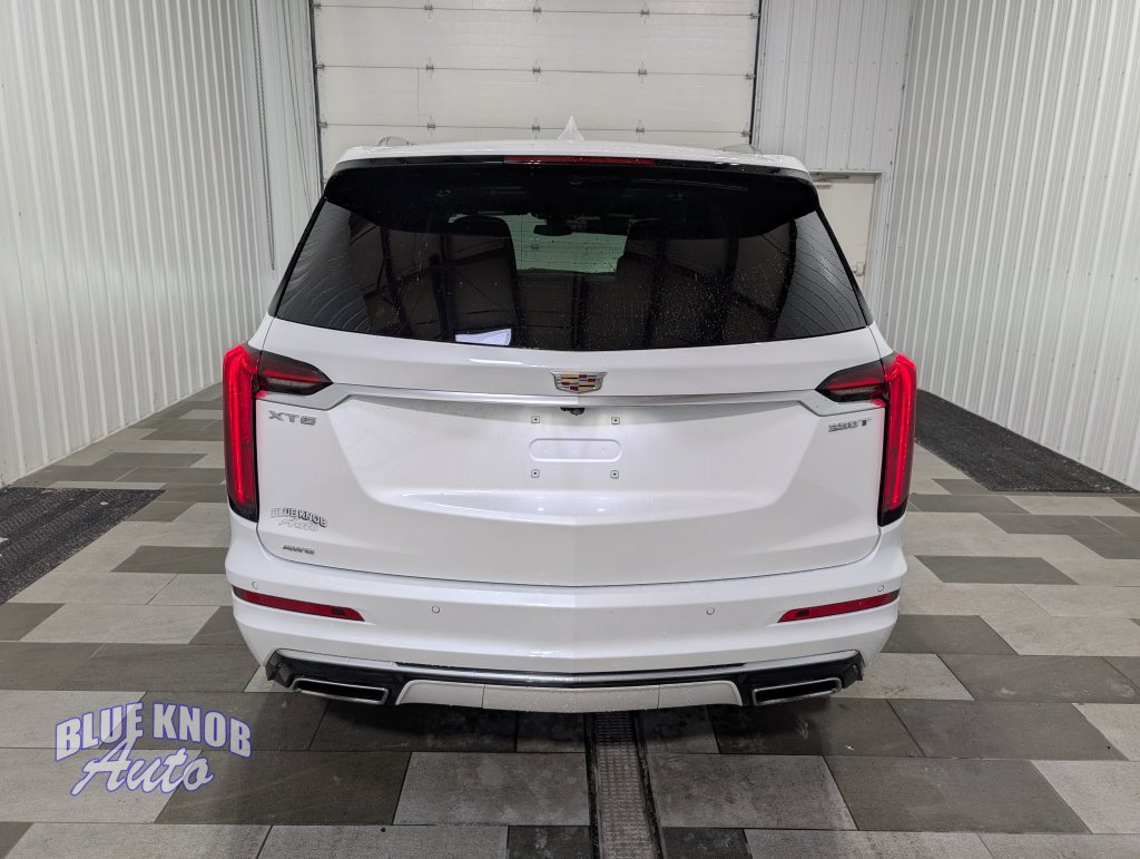 Used 2024 Cadillac XT6 Luxury AWD/4WD image 3