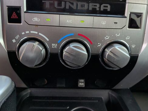 Used 2015 Toyota Tundra SR5 w/ SR5 Upgrade Package RWD image 27