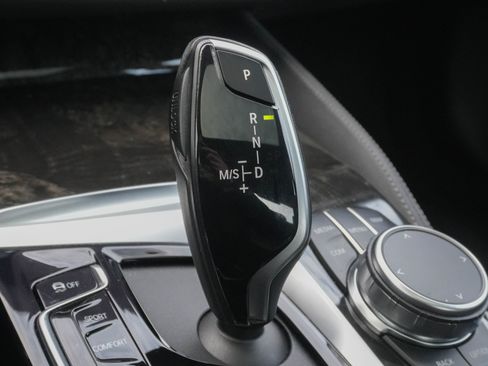 Certified 2023 BMW 540i xDrive w/ M Sport Package image 28