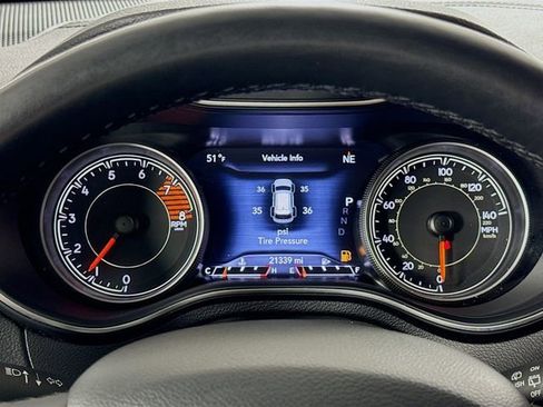 Used 2021 Jeep Cherokee Limited image 13