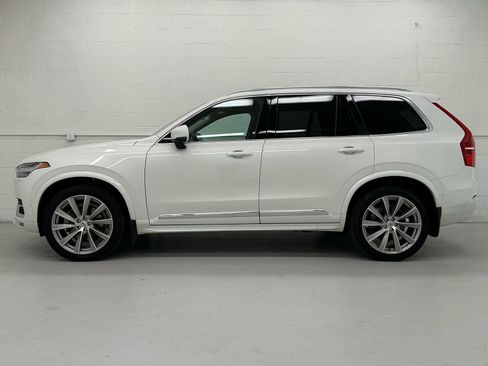 Used 2024 Volvo XC90 B5 Plus image 3